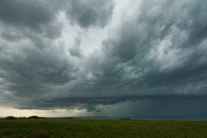 Cellule orageuse bien structurée en Haute-Normandie, à 19h. - 09/05/2021 19:00 - Pascal QUESNEL