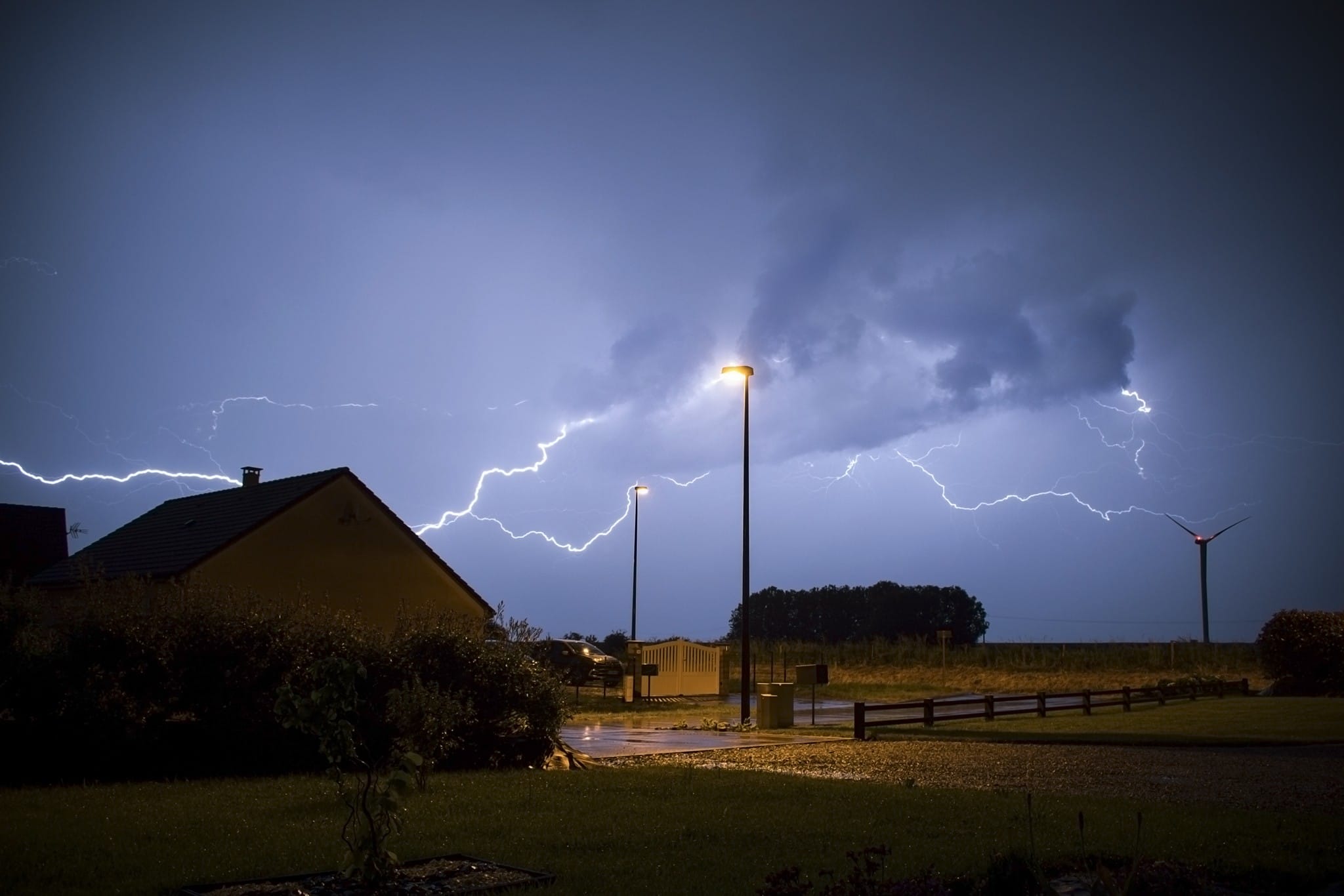 Soir d'orage à Luneray - 28/05/2018 01:00 - En Mode Pose