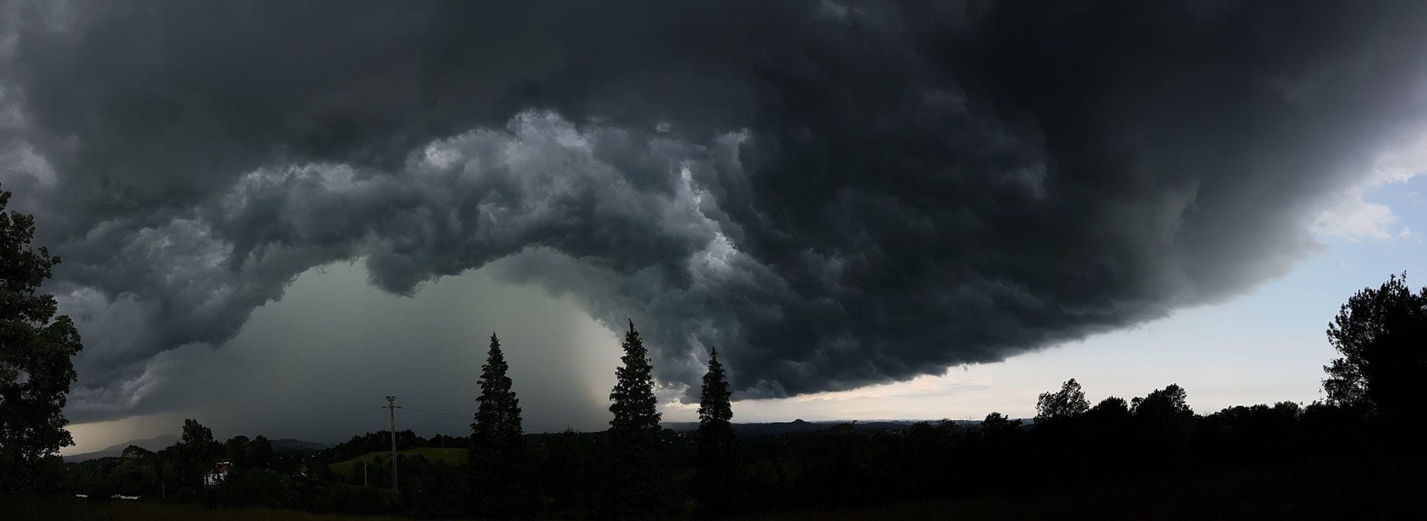 Une photo de la cellule qui a traversée le pays basque aujourd'hui - 03/06/2018 18:00 - Niko Touron