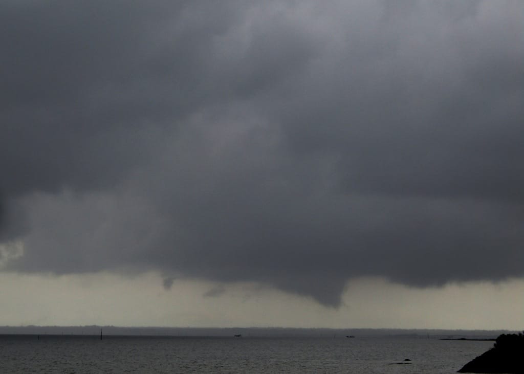 Tubas probables vers l'Est du Bassin d'Arcachon. - 09/06/2020 10:12 -  