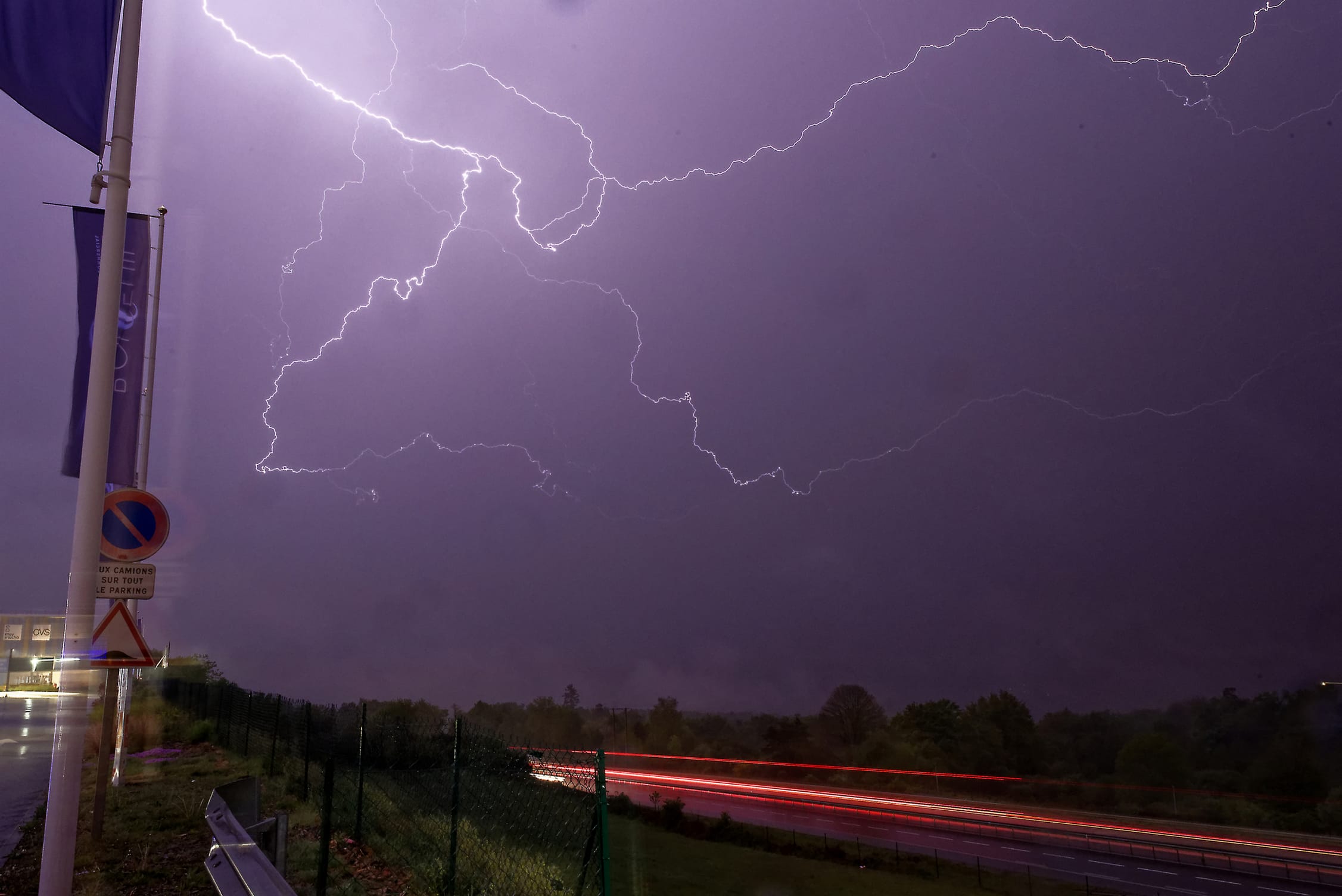 Orage sur Limoges - 17/04/2020 21:26 - CHRISTOPHE RUSSO