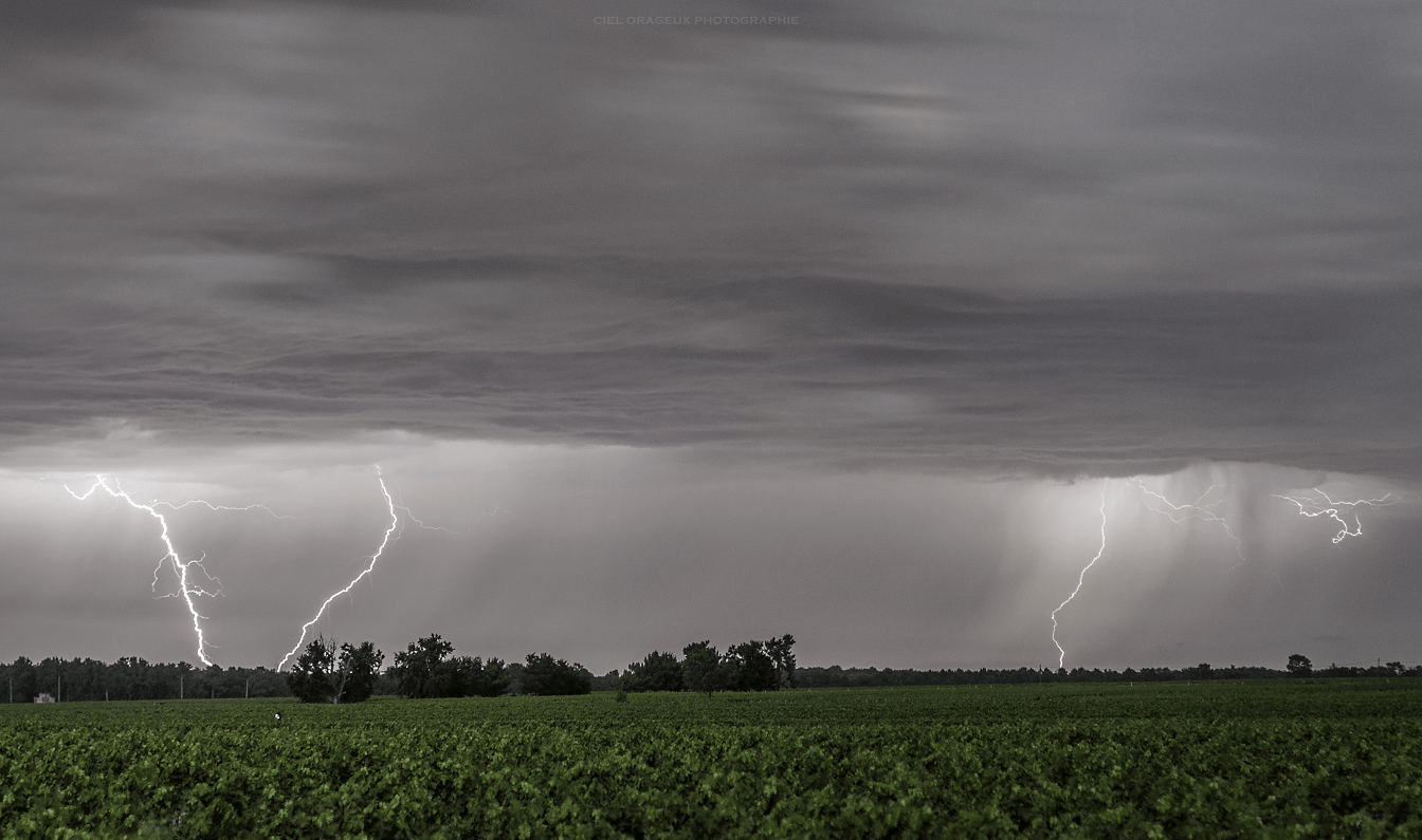 Triple impacts sur la pointe du Médoc (33) - 20/07/2019 03:53 - Mickael Cumulus