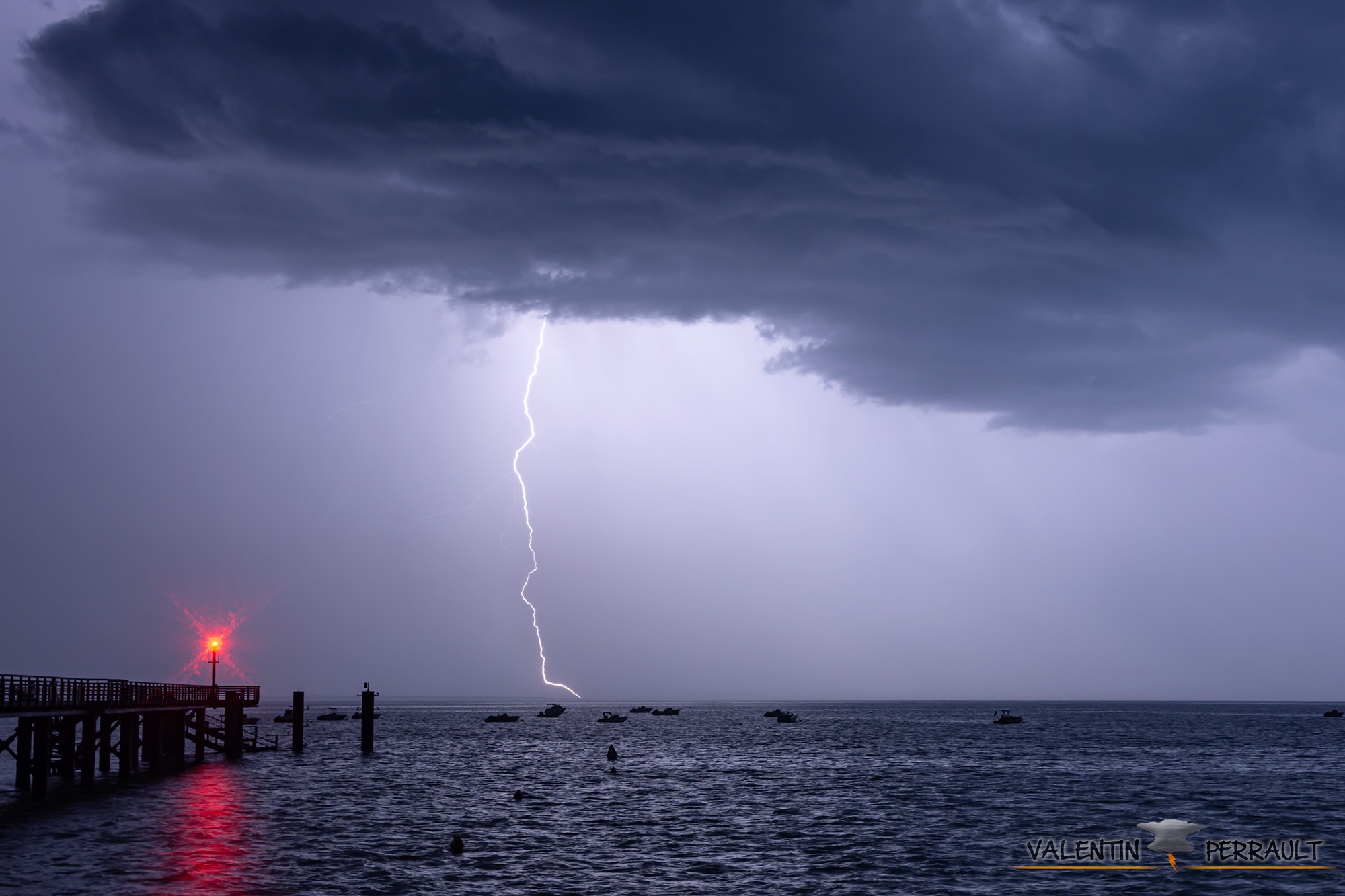 Nuit électrique sur le Pertuis Breton, depuis La Tranche/Mer, entre 04h30 et 06h00 ce 20/06/2023. - 20/06/2023 05:00 - Vincent PERRAULT