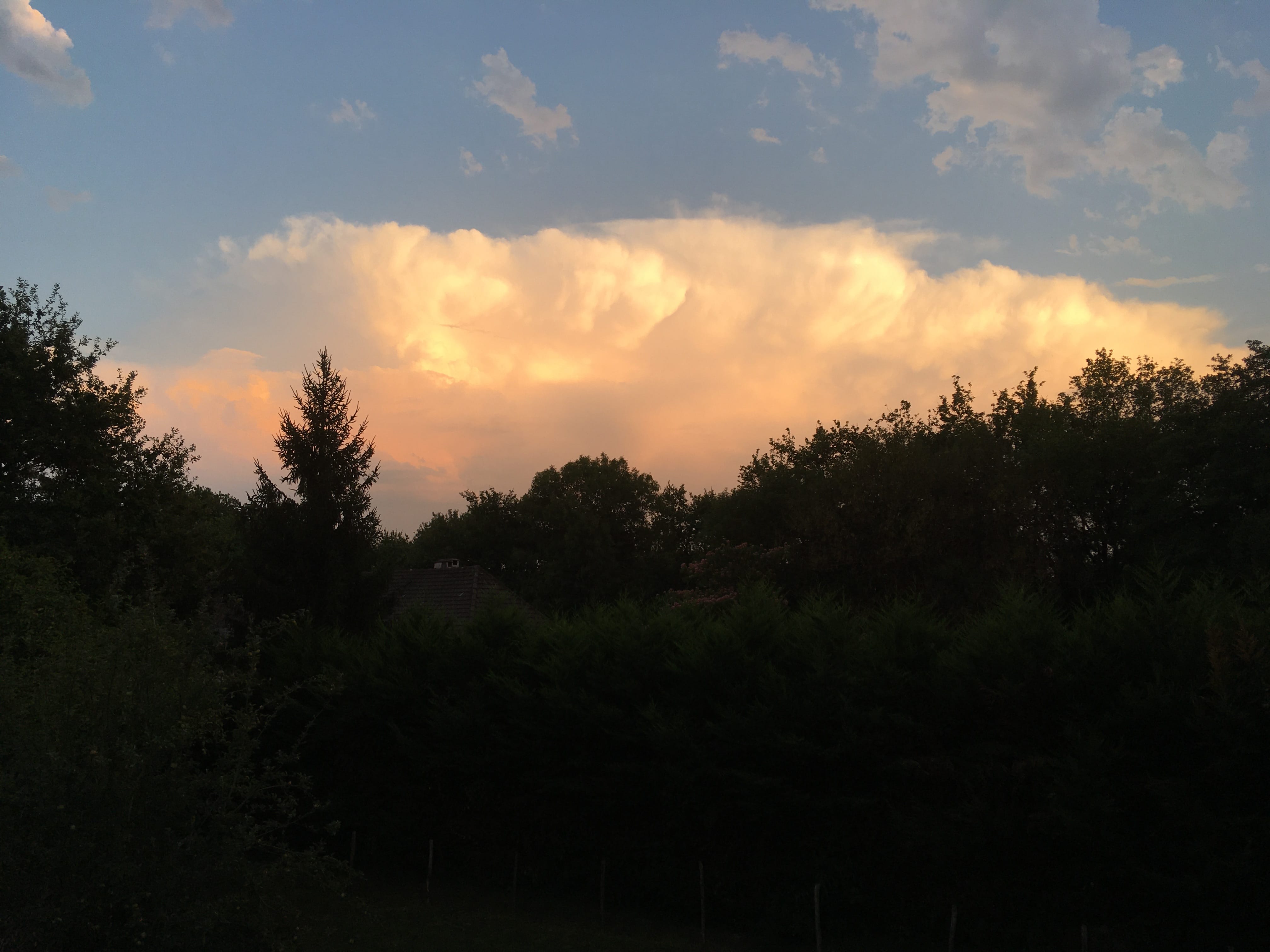 Orage sur les Pyrénées venant d' Espagne - 27/07/2020 21:20 - Patrick Lemercier