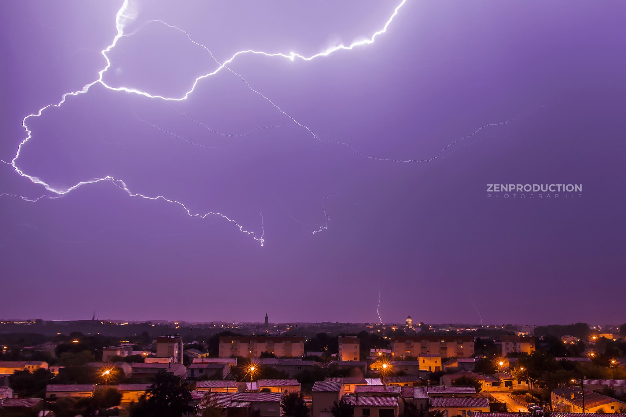 Orages au dessus de Saintes - 28/08/2018 22:00 - Manuel Baranger