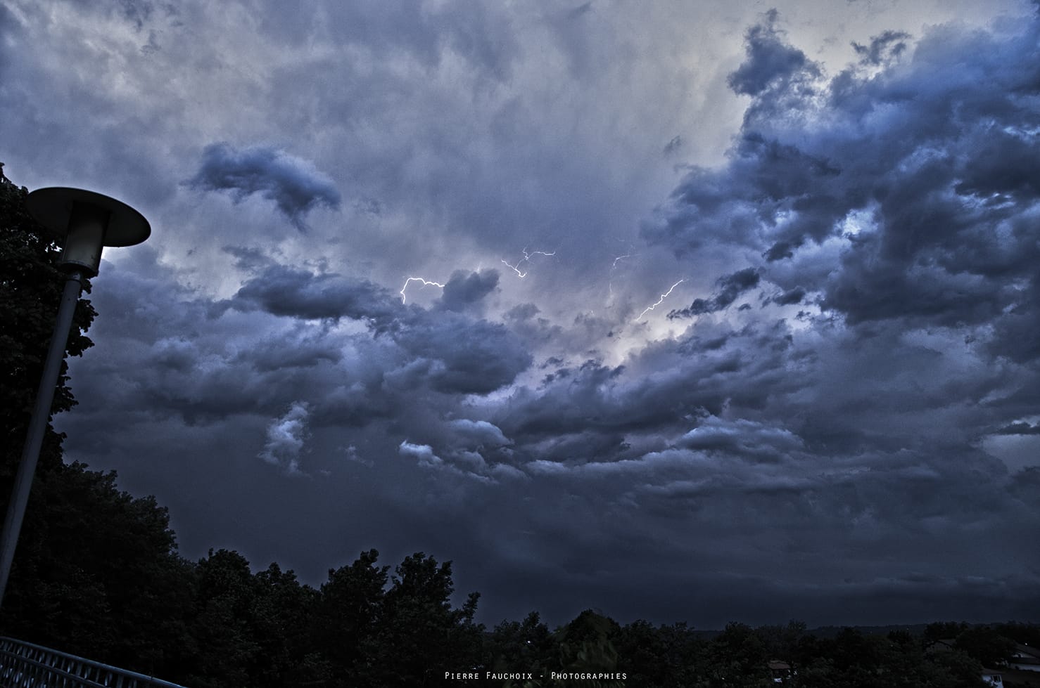 Photo prise dans les Landes sur Montfort-en-Chalosse, en HDR - 30/06/2018 21:00 - Pierre FAUCHOIX