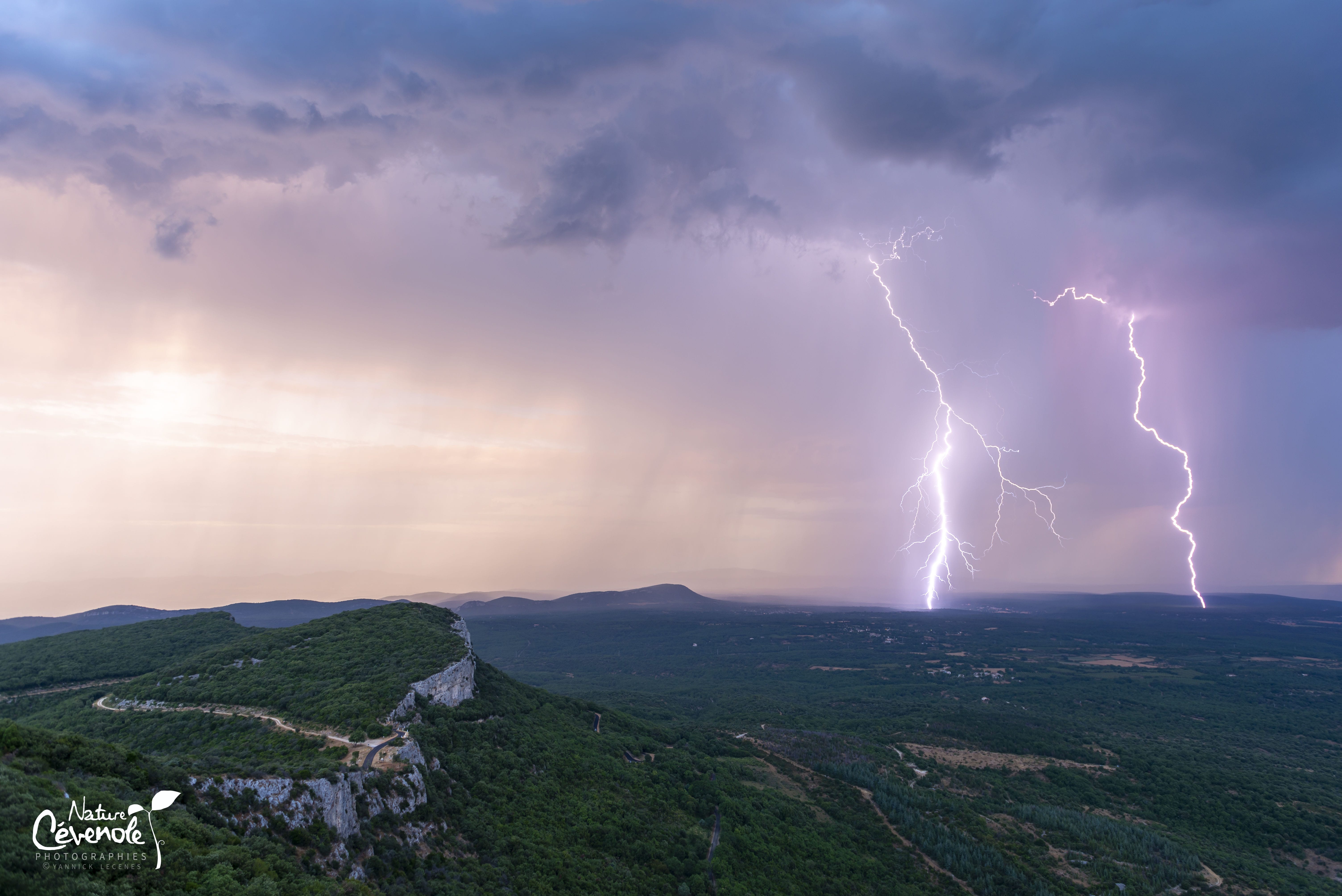 Double impact depuis le Mont bouquet au coucher de soleil - 22/07/2020 21:30 - YANNICK 