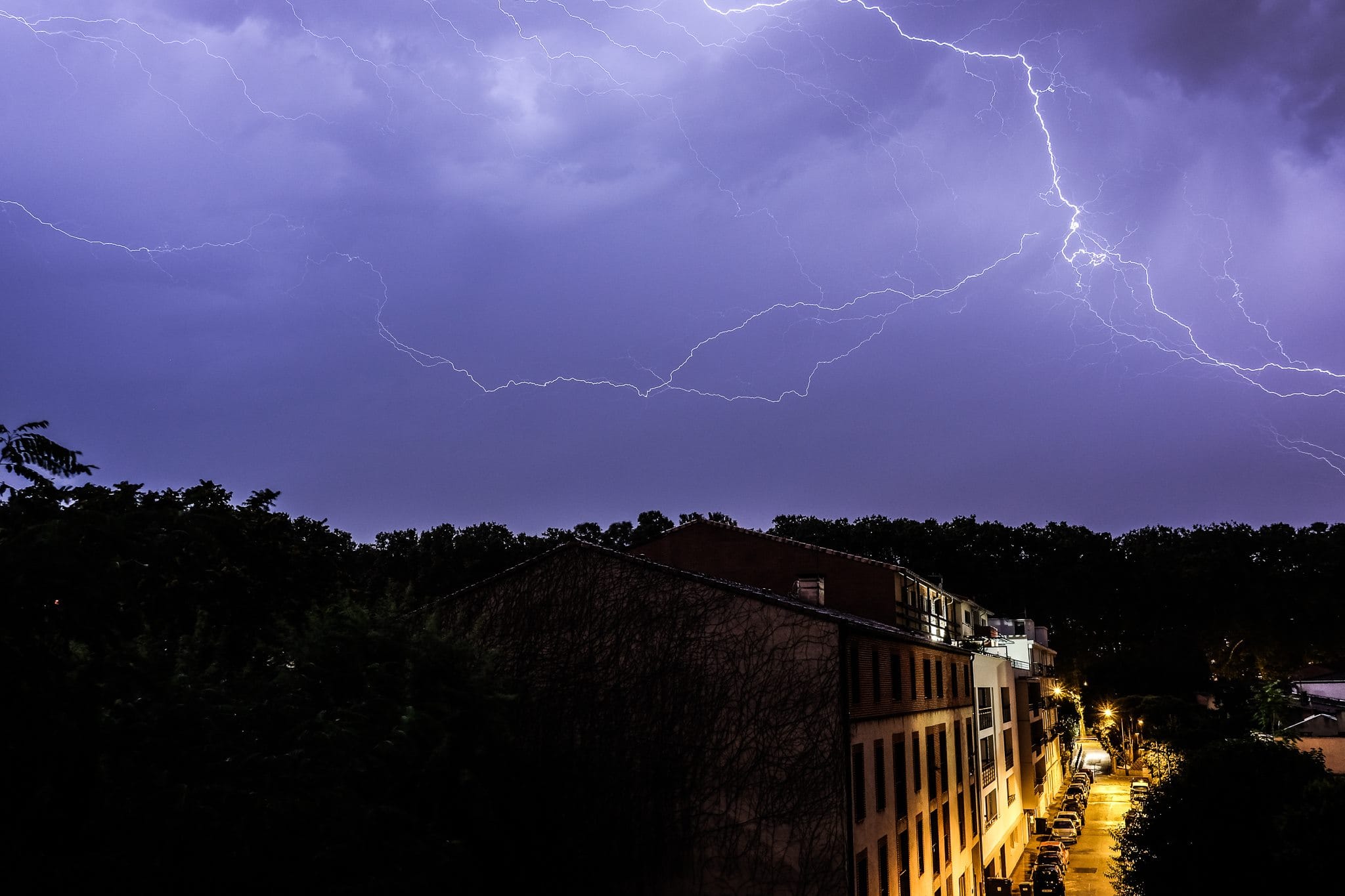 Quelques éclairs à Toulouse - 28/08/2018 21:30 - Tonon Grégory Photography