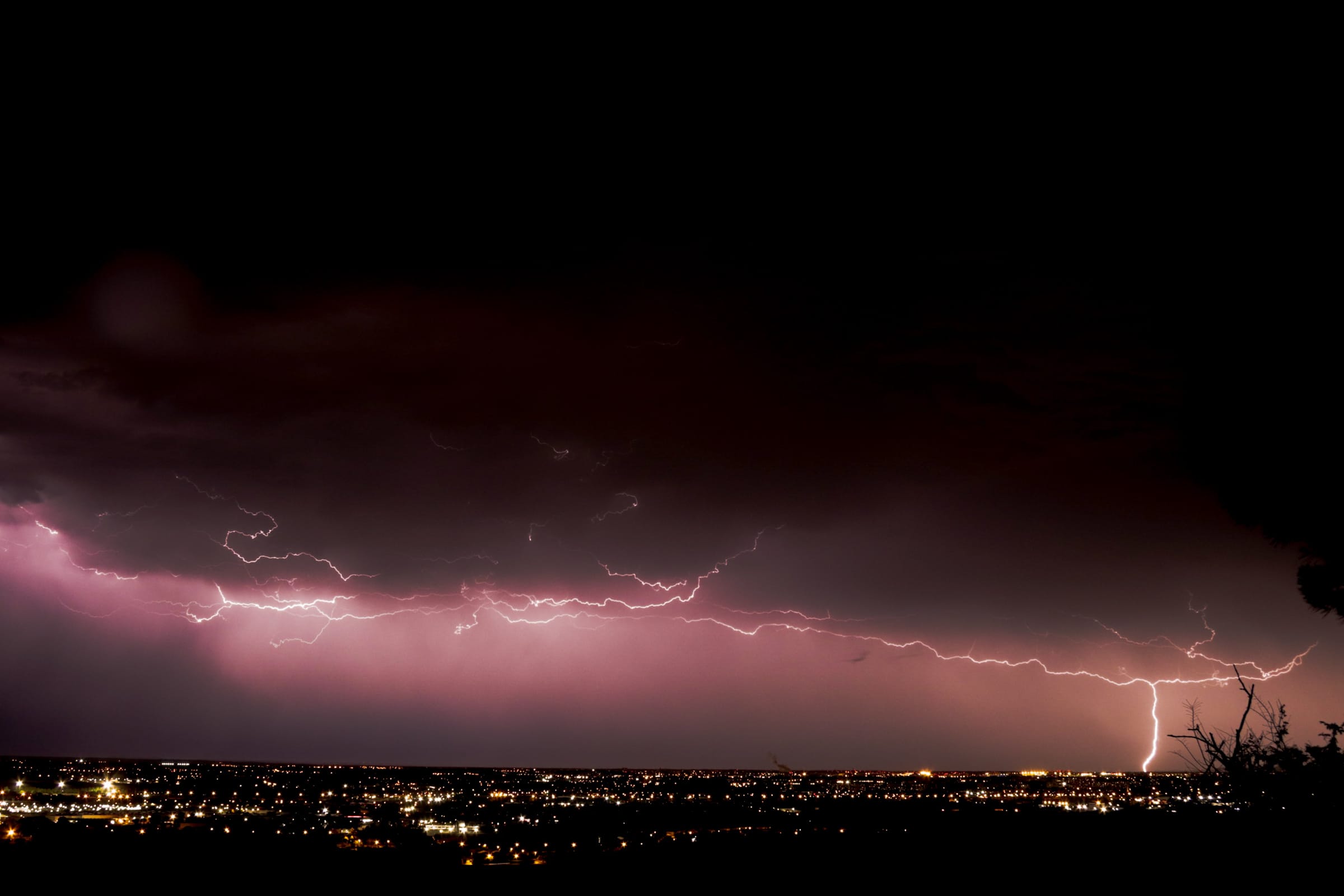 Un cliché pris à 20km au sud de Toulouse - 28/06/2019 21:45 -  Koobiak54