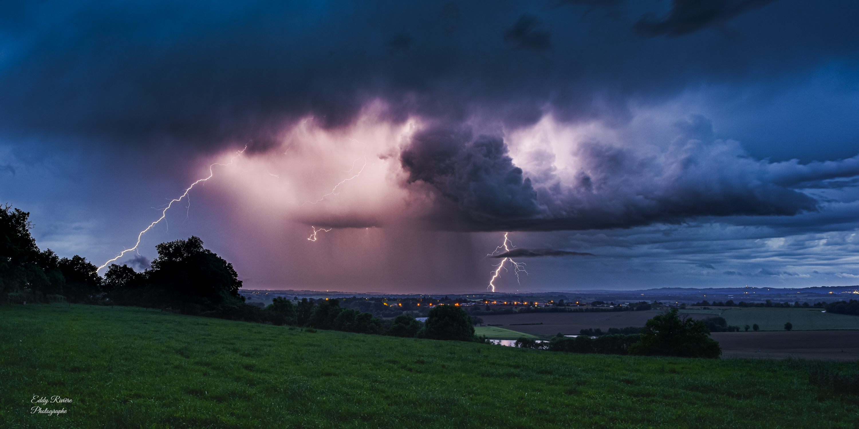 Orage sur les collines vendéennes à Mouilleron Saint Germain - 10/05/2025 20:45 - Eddy Rivière