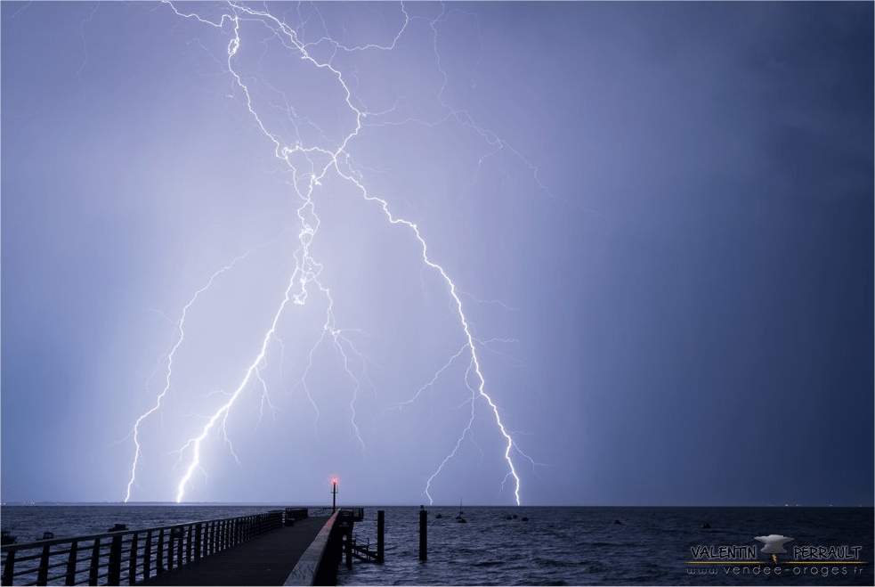 Orage à La Tranche-sur-Mer, vers 6h00. - 13/09/2016 08:00 - Valentin PERRAULT