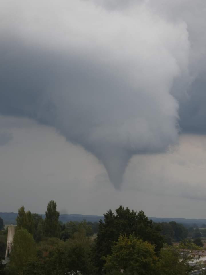 Tornade en Mayenne - 17/09/2023 17:18 - Christine Launay