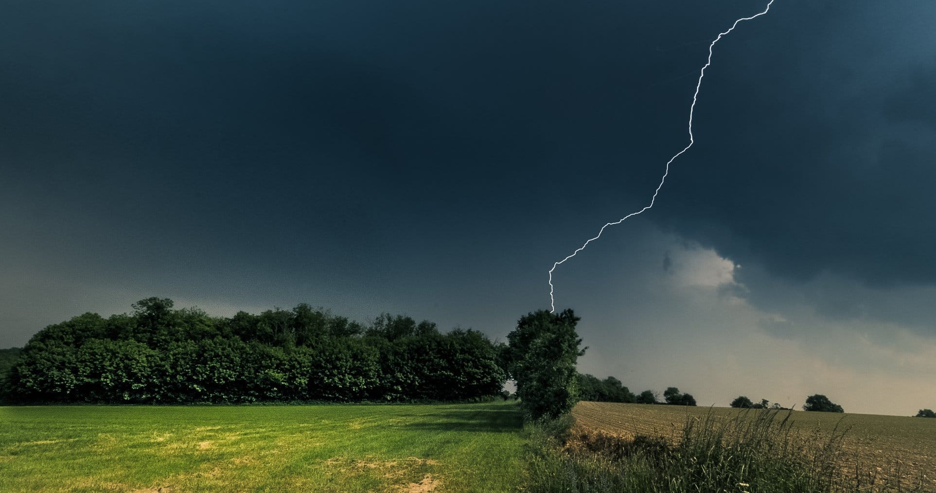 Orage du 23 mai dernier au-dessus de Derval en Loire-Atlantique - 23/05/2018 17:55 - Chris RUSSO