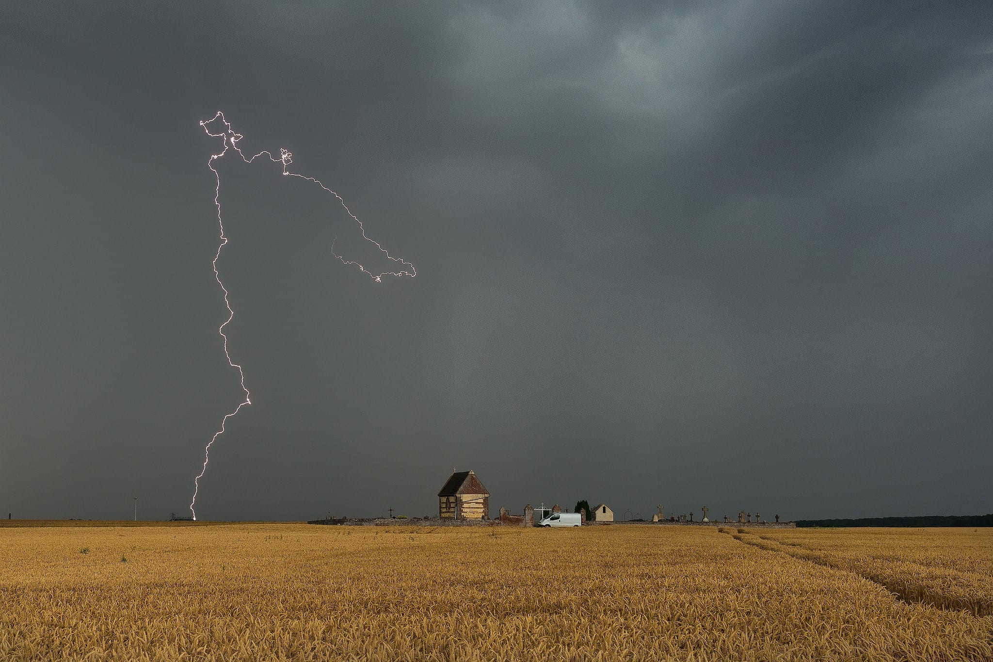 Orage matinal dans l'Oise, près de Gannes. - 06/07/2017 10:00 - Alex JENNEQUIN