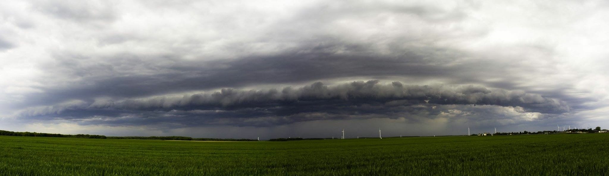 Panoramique arcus Arvillers 
3 photos prises au 18mm - 17/05/2017 20:15 - Antoine Douniol