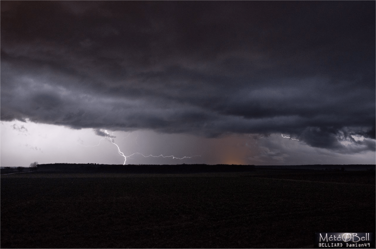 Orage entre Anjou et Vienne en fin de soirée du 10 mars - 11/03/2018 00:00 - Damien BELLIARD