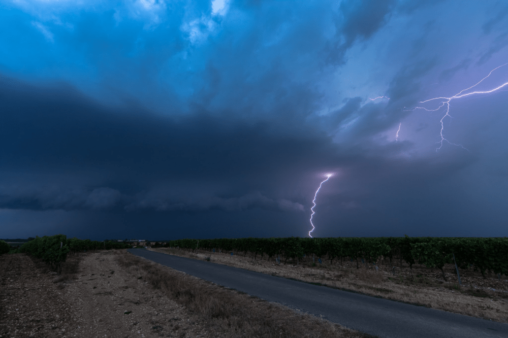 Orage près d'Angoulême en Charente. - 13/09/2016 23:00 - Mathieu MASENSCAL