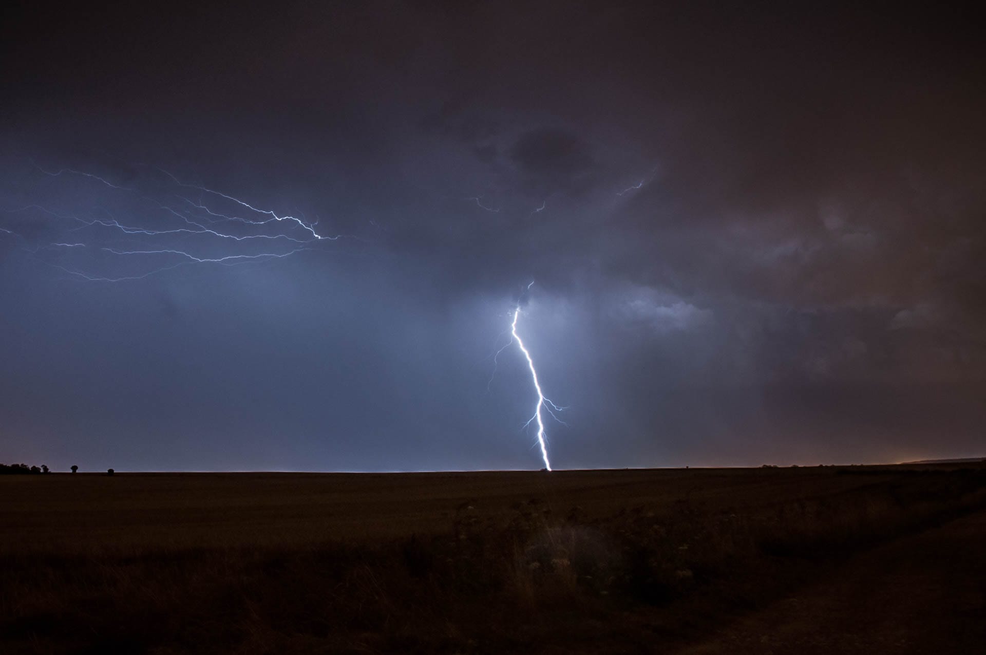 Orage du 15 août au dessus de l'Oise ce matin - 15/08/2017 05:00 - jeremy van cauteren