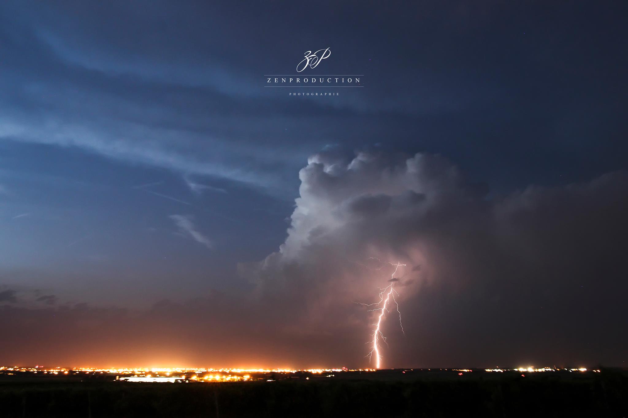 Orages sur Cognac dans la nuit du 18 au 19 juillet 2017 ©zenproduction - 18/07/2017 23:59 - Manuel BARANGER