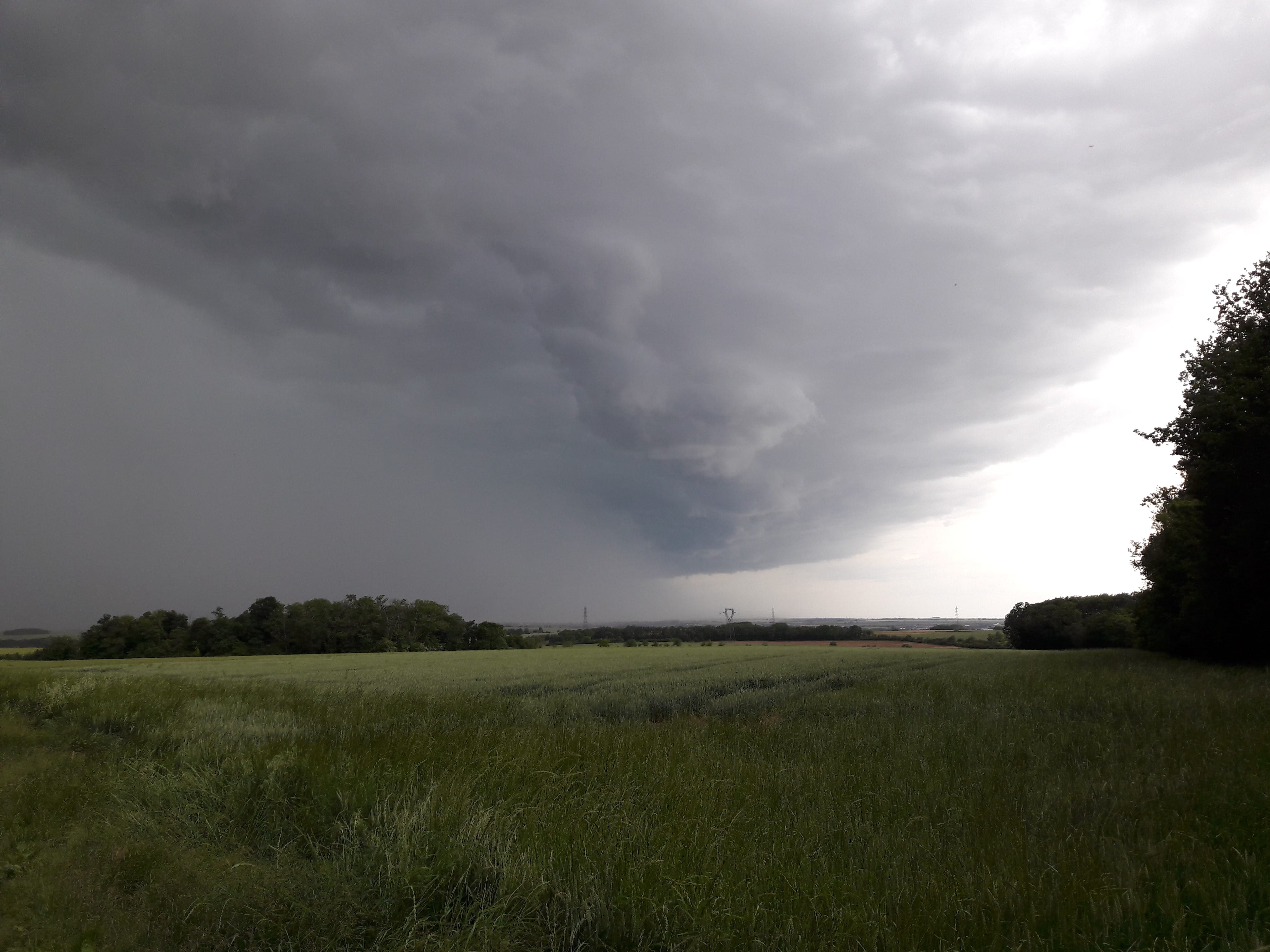 Arrivée de l'orage dans la région de Poitiers (86) - 26/05/2018 16:53 - Emmanuel PAIN