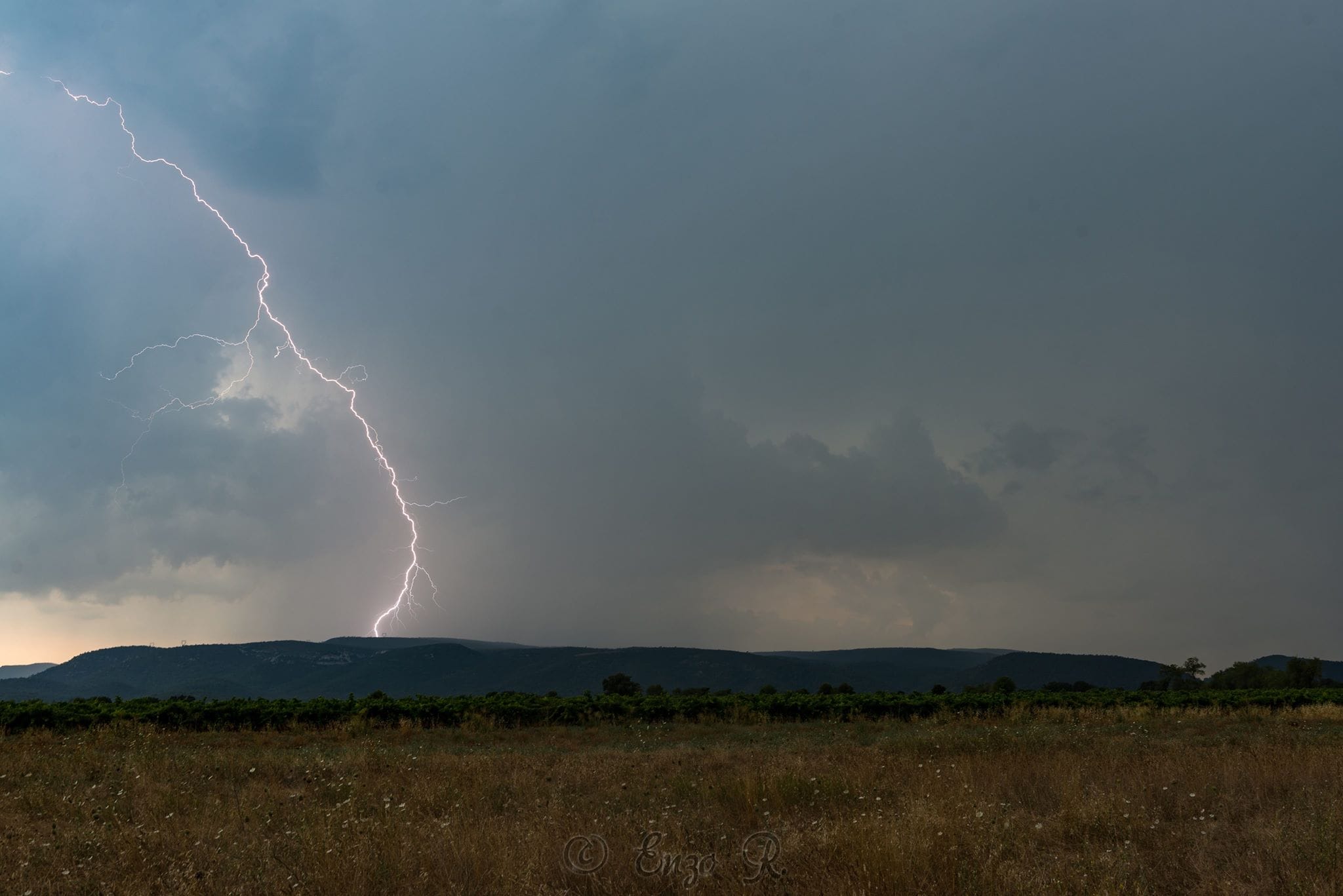 Orage vers Brignoles - 05/08/2018 18:00 - Enzo Retteler