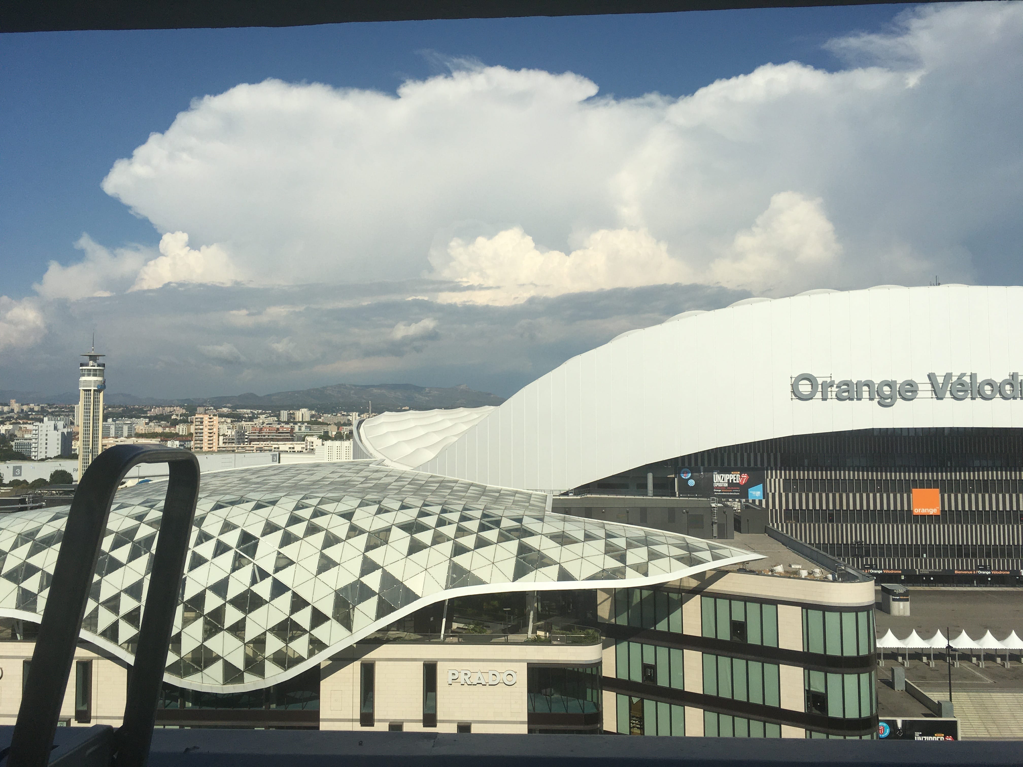 Enclume d’un orage sur Saint Maximin vue depuis Marseille - 06/09/2021 16:41 - Robin Brunache