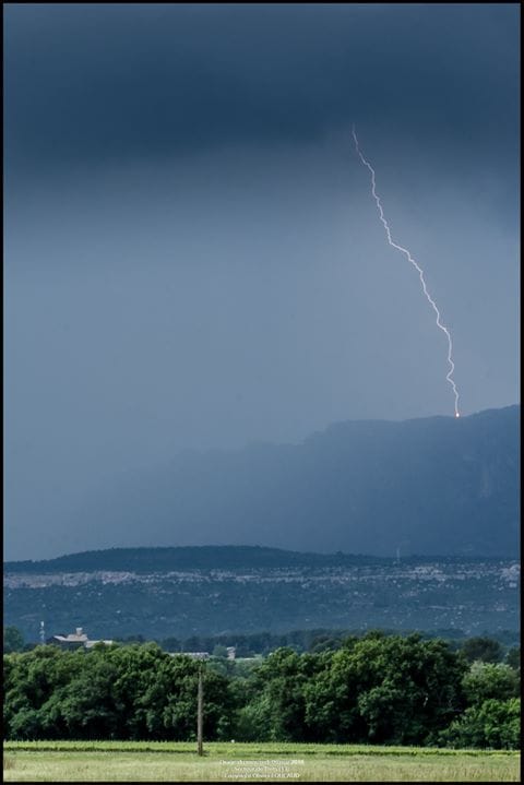 Impact sur le sommet du massif de la Sainte Victoire dans les Bouches du Rhône (13) - 09/05/2018 15:00 - Oliv'fcd Magenta