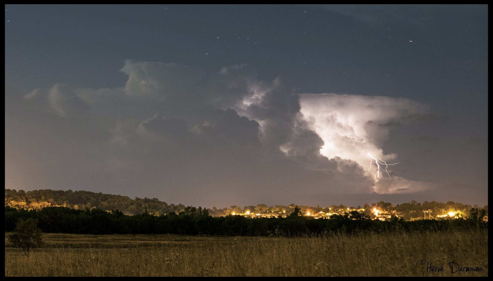 Orages en mer vu du Plan de La Garde - 24/07/2016 02:31 - Hervé Dermoune