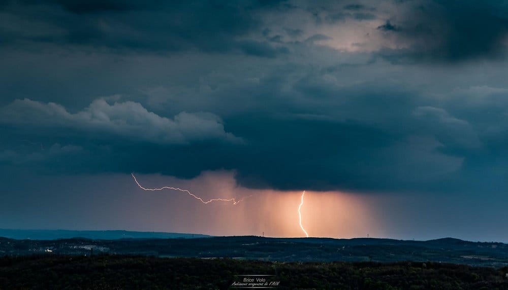 Orages isolés sur le nord de l'Isère en fin de journée. - 03/04/2017 19:00 - Brice VOLO