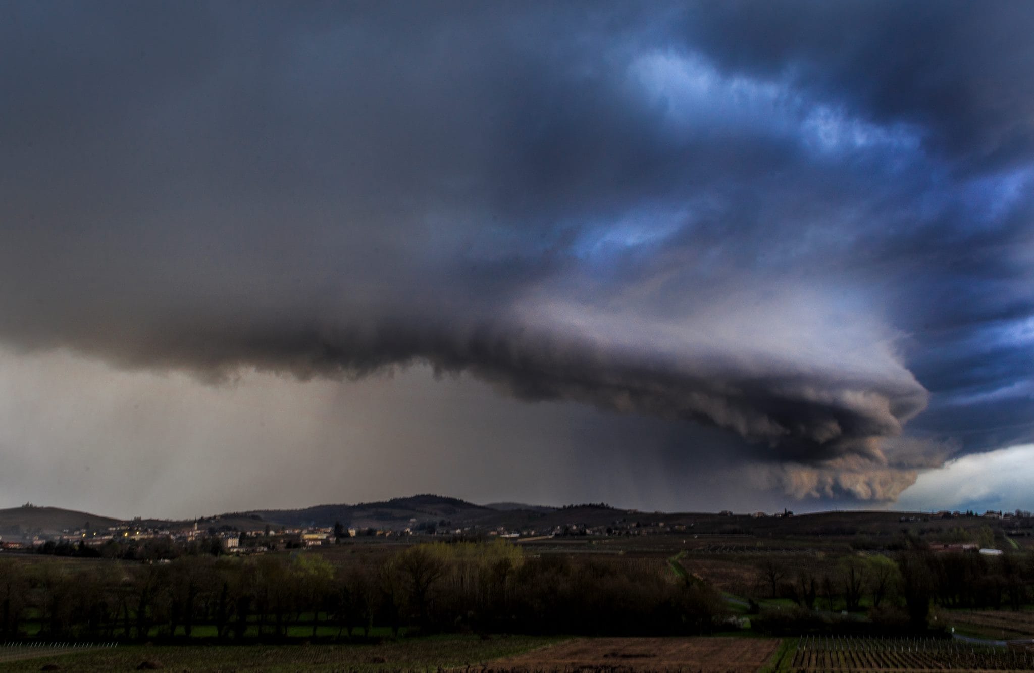 Arcus à Lancié dans le Rhône. - 04/04/2018 19:00 -  Agence Fotographe?k