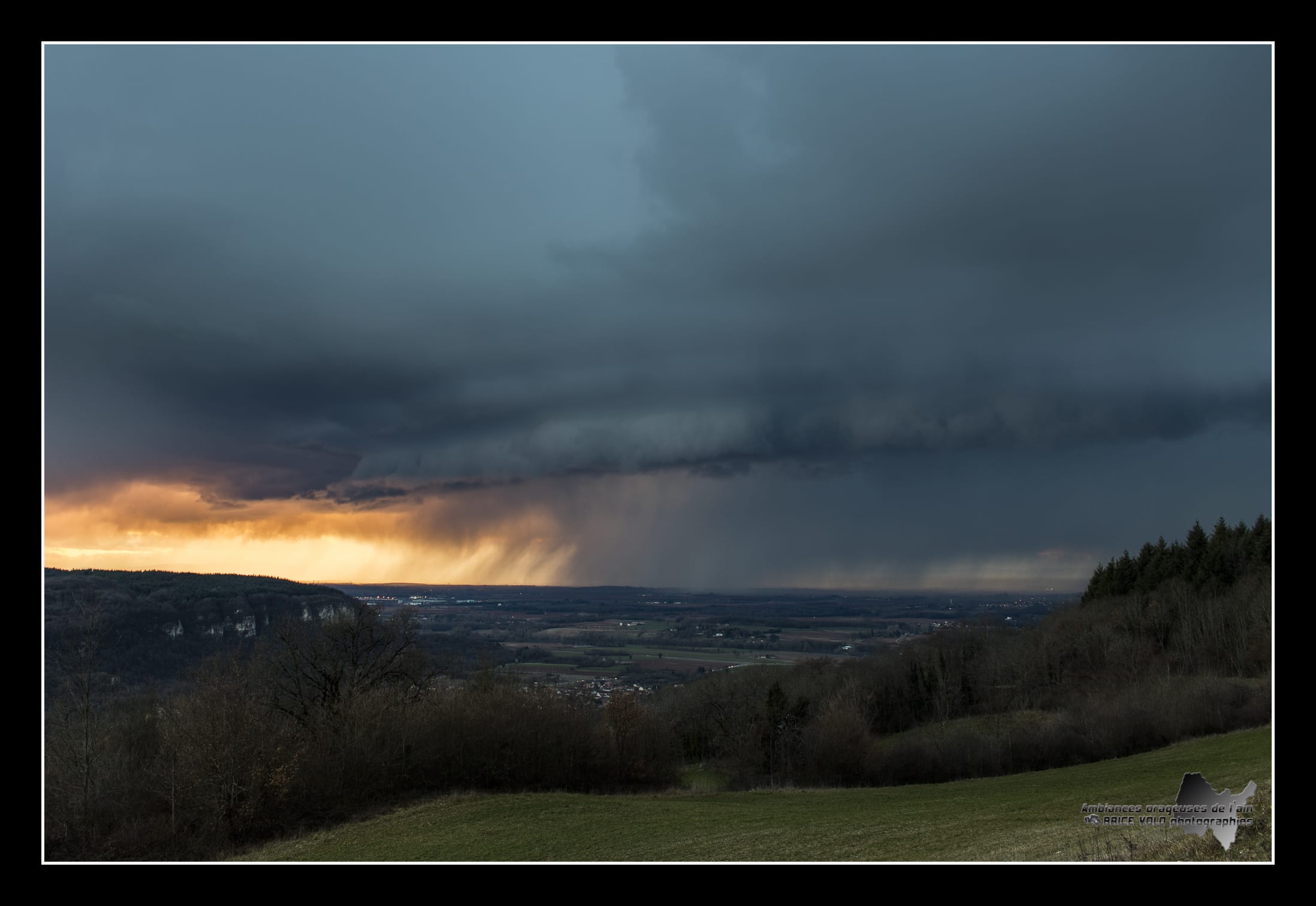 orage de ce soir arrivé de l'ouest dans la plaine de l'ain - 07/03/2018 18:32 - brice volo