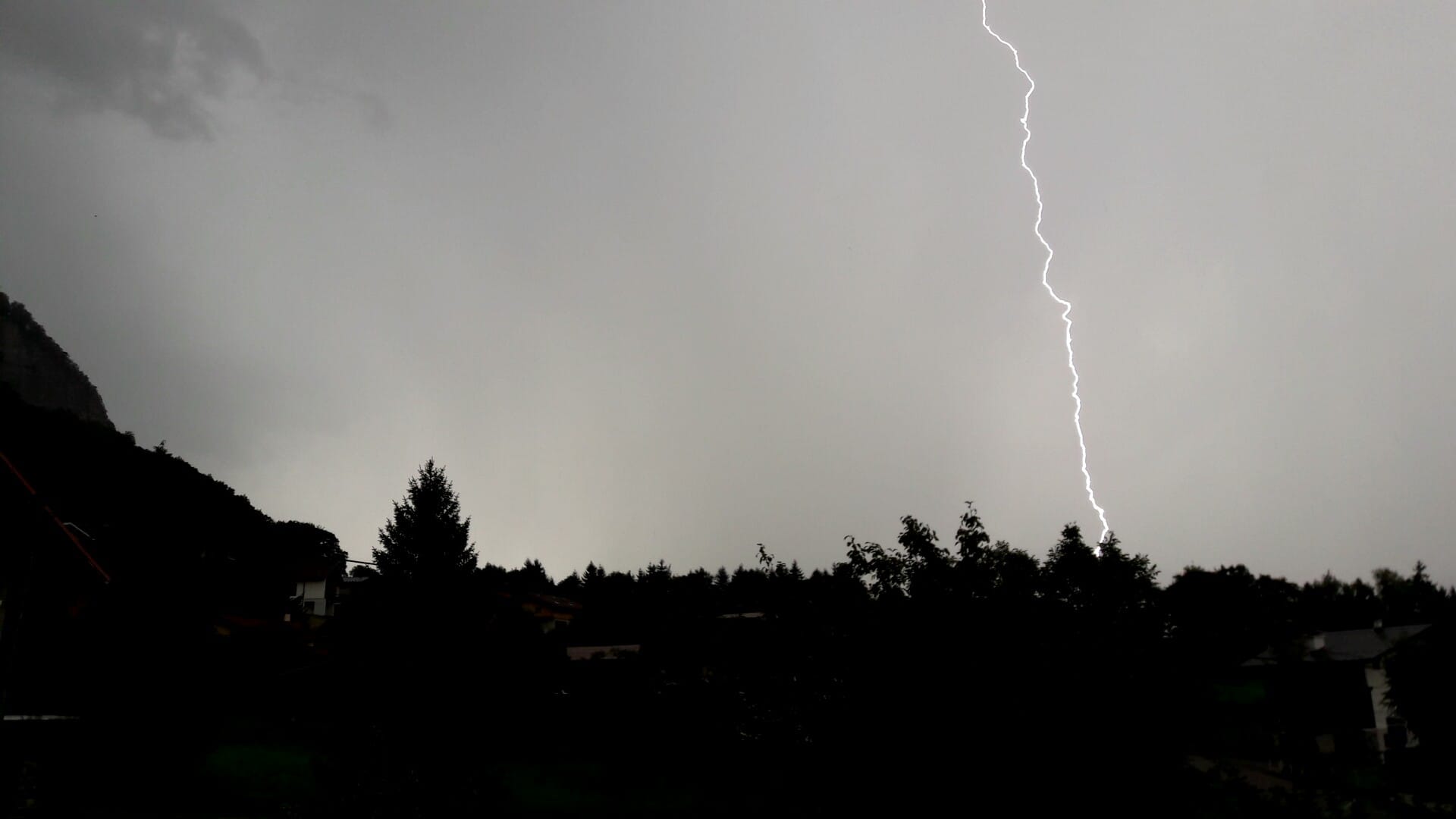 Orage à Sallanches - 09/07/2017 14:20 - julien bodoux