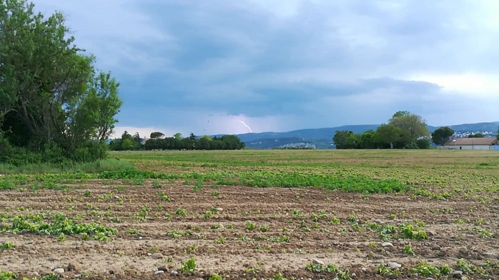 Orage vers Privas (07). - 14/05/2017 16:00 - Axel RML