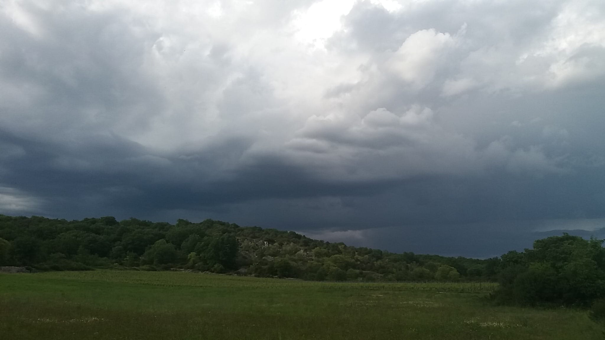 Orage vers Aubenas (07) le 14 mai 2017 - 16/05/2017 17:48 - Remi Moreno