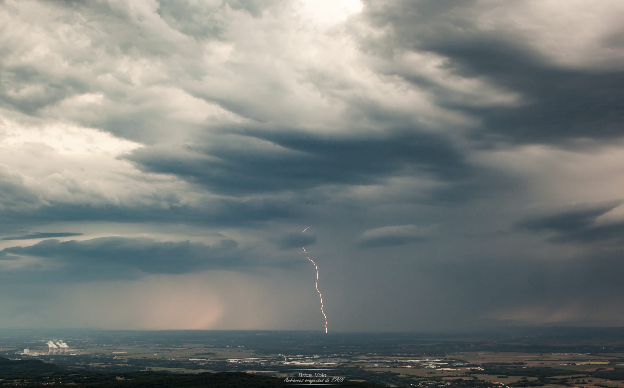 foudre sur le centre de lyon - 18/08/2017 14:31 - brice volo