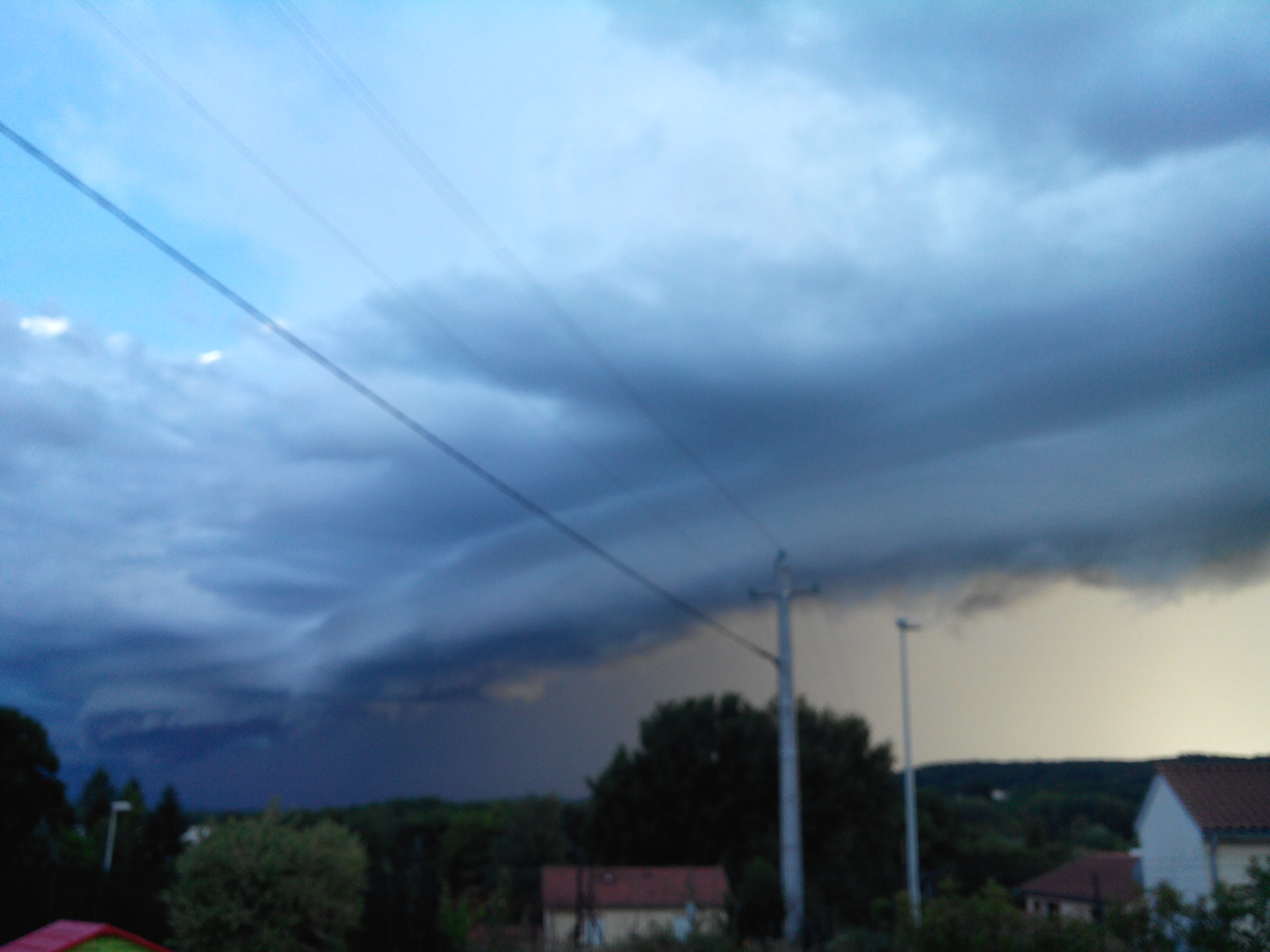 Orage au sud de Pont-d'Ain
01 - 28/06/2017 20:25 - Philippe Marcel