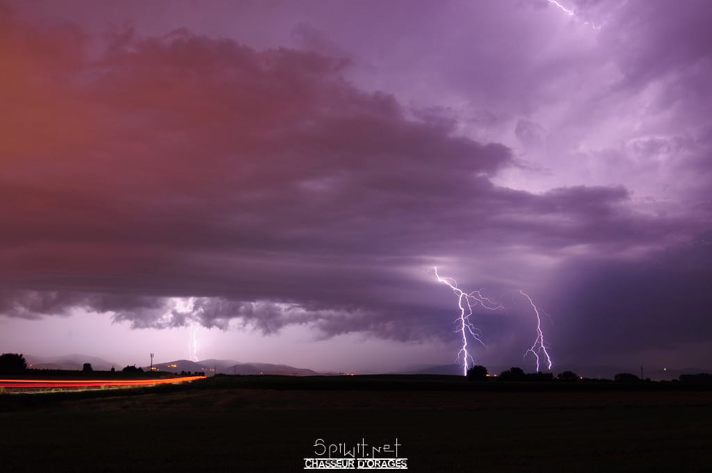 Foudre et Arcus sur le Beaujolais et leVal de Saône - 31/07/2016 00:35 -  Spiwit