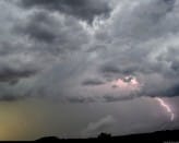 Impact sortant de ce mur de pluie et de grêle vue en direction d'Albi . Une chasse mémorable  - 28/06/2014 19:48 - Pierre Loubet