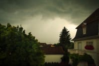 Nuages d'orages sur le point de frapper Village-Neuf (68) - 28/07/2014 14:54 - Philippe Meisburger