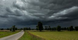 Ciel de traine active cet après-midi aux alentours de Rennes.2 - 19/05/2015 19:14 - christophe russo