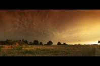 Mammatus à la base d'une immense cellule orageuse surplombant la Suisse. Photo réalisée à Village-Neuf, Haut-Rhin, Alsace, France, samedi 6 mars 2015 à 20h15... une soirée qui restera mémorable pour sa lumière incroyable - 06/06/2015 22:15 - Philippe Meisburger