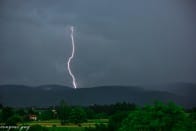 impacte de foudre sur les monts du forez puy de dome - 14/06/2015 02:00 - guy couyras