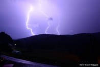 Orage le soir du 13 août 2015 à Plaine (Bas-Rhin). - 14/08/2015 00:15 - Pierre BERNARD