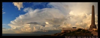 Orage au large du Cap Blanc-Nez (Pas-de-Calais). - 14/07/2010 21:00 - Mickaël LOOTENS