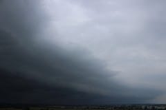 Arcus caractérisant la ligne instable qui s'est formée, long d'une centaine de kilomètres de Laval à Blois en passant par Le Mans. - 10/06/2016 22:10 - Alexis DERAU