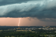 Arrivée de l'orage au sud de Toulouse mercredi 15 juin en soirée. - 16/06/2016 00:00 - Cyril PLOTON
