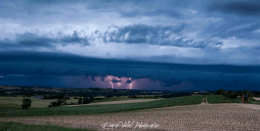 Arcus et foudre dans le Lauragais. - 16/06/2016 00:00 - Christophe VIDAL