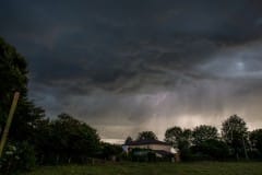 Orage sur l'Ain en soirée - 17/06/2016 22:00 - Mickaël RAY