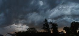 Le tonnerre gronde mais ni pluie ni éclairs pour le moment Bagnoles de l'Orne. - 22/06/2016 23:21 - aurélie CHAVENTRE