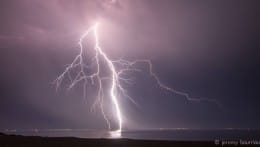 Orage nocturne dans le centre-ouest - 23/06/2016 02:00 - Jérémy BOURRIAU